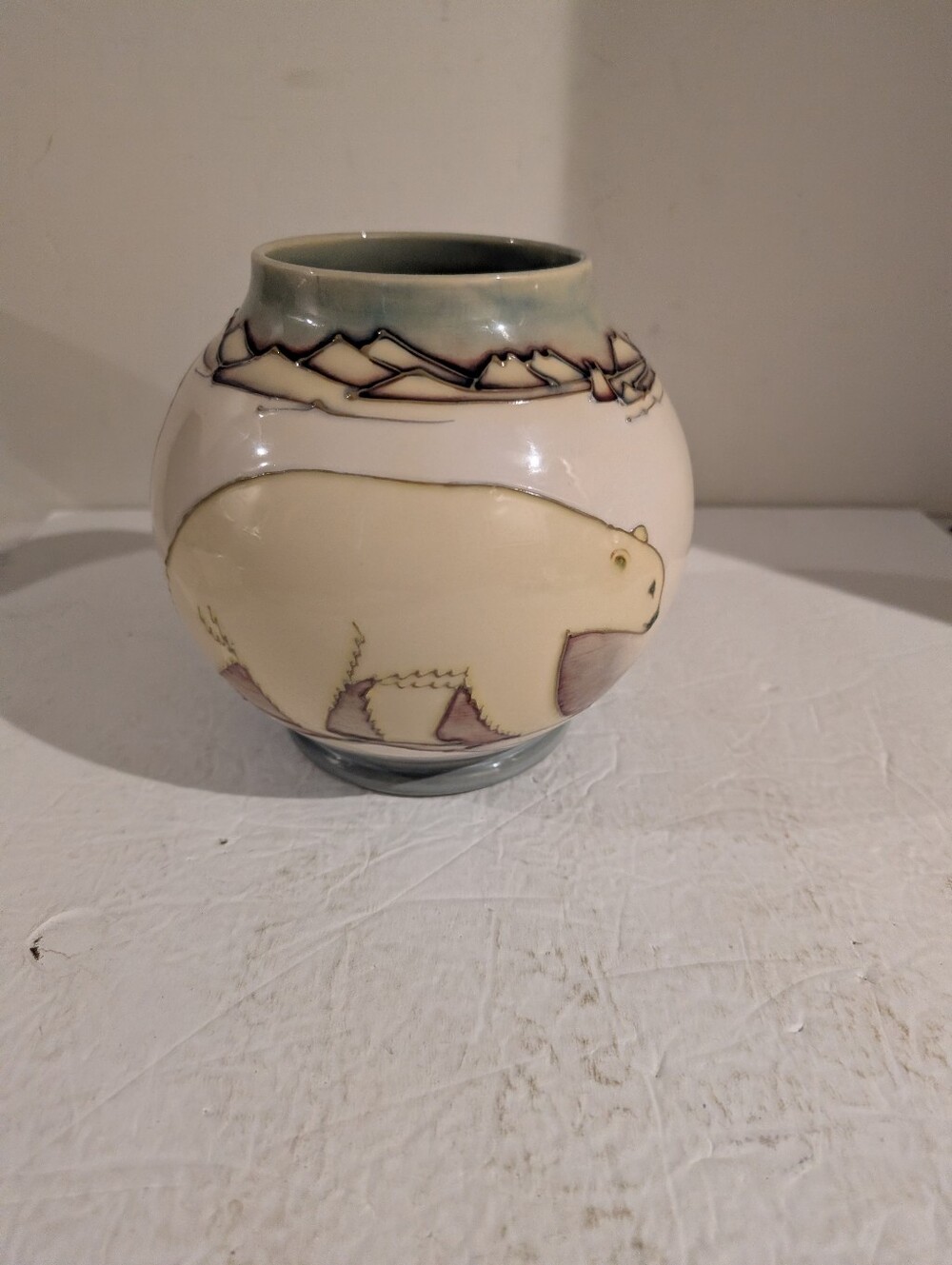Moorcroft Polar Bear Vase Designed By Sally Tuffins Limited Edition 52/250